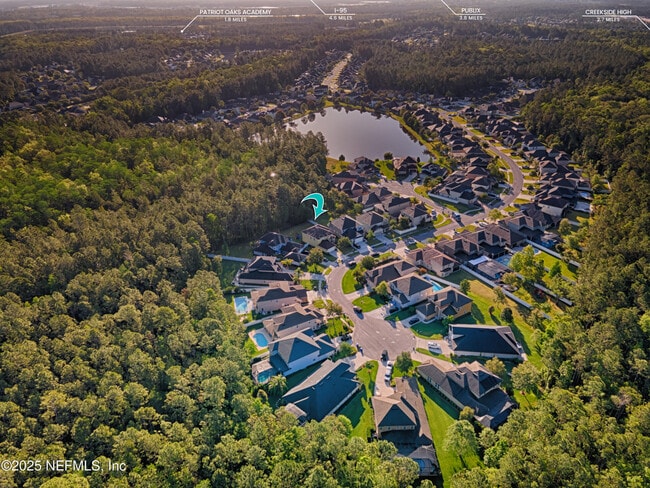Building Photo - 606 Cloisterbane Dr