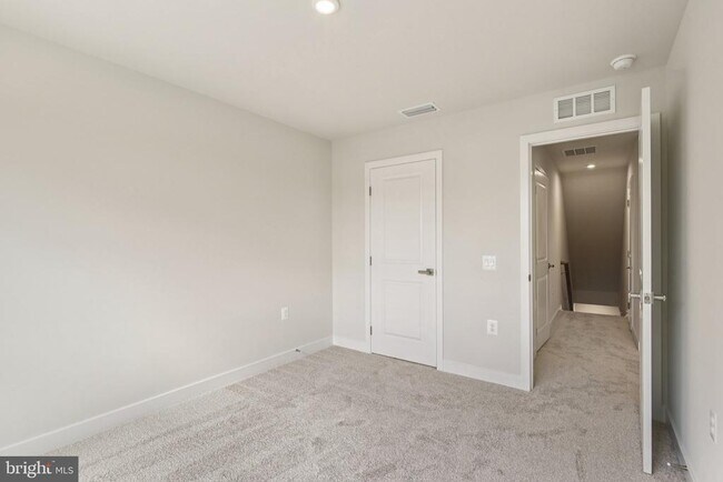 Building Photo - 9005 Owensby Dr