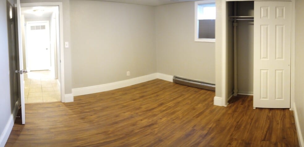 Secondary Bedroom - 1405 Kay St