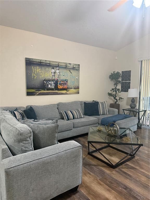 Building Photo - 348 Lake Davenport Cir