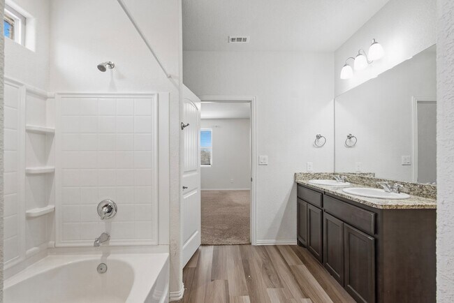 Building Photo - 6910 Kate Reed Dr