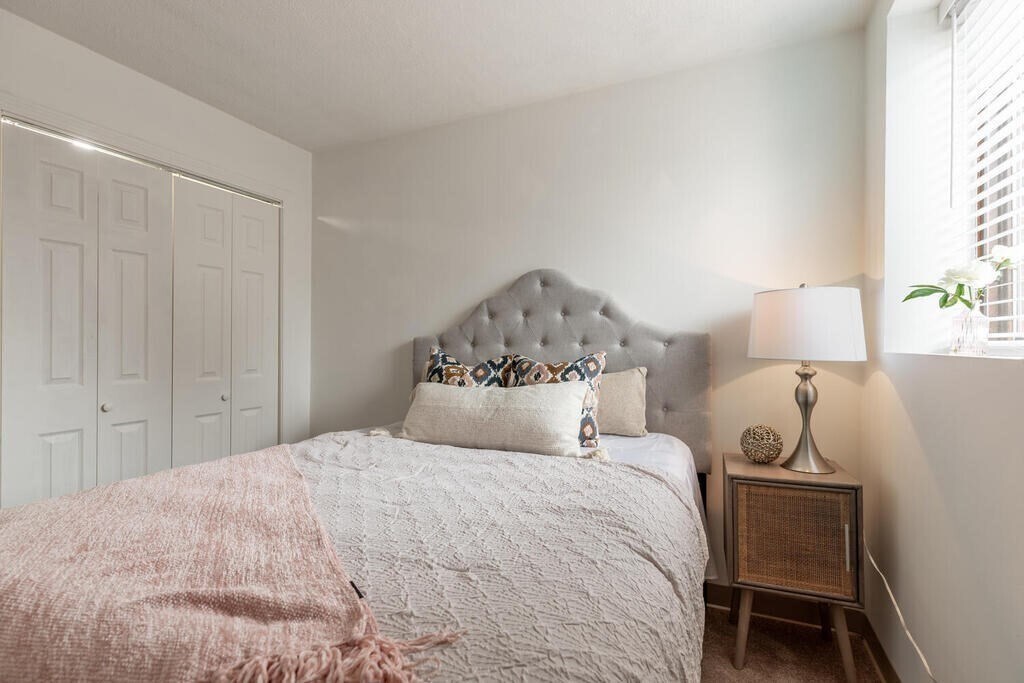 Building Photo - 15 Ferry St