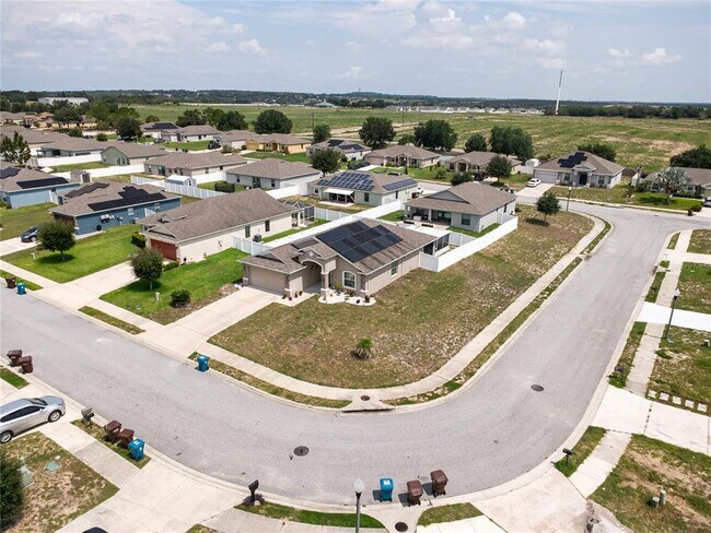 Building Photo - 2628 Sunset Cir