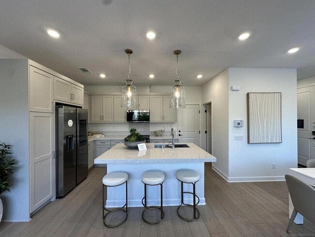 Building Photo - 2186 Tributary Dr