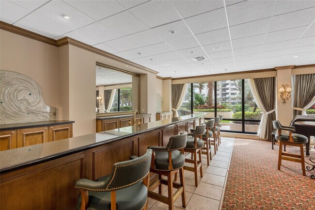 Building Photo - 5000 N Ocean Blvd