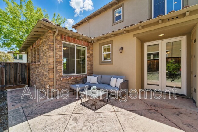 Building Photo - 5109 Campion Dr
