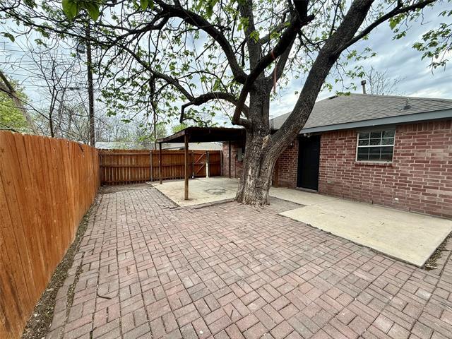 Building Photo - 1102 Hamilton St