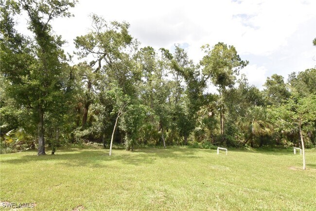 Building Photo - 2121 Firebrand Rd