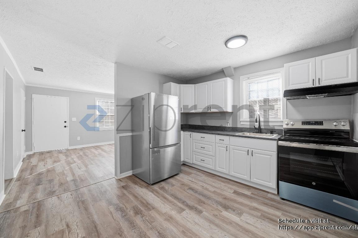 Building Photo - 1789 Cahoon St SW