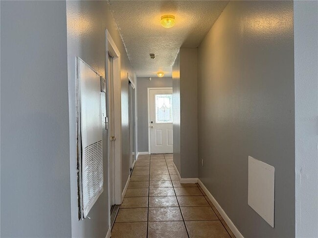 Building Photo - 2427 Camden Oaks Pl