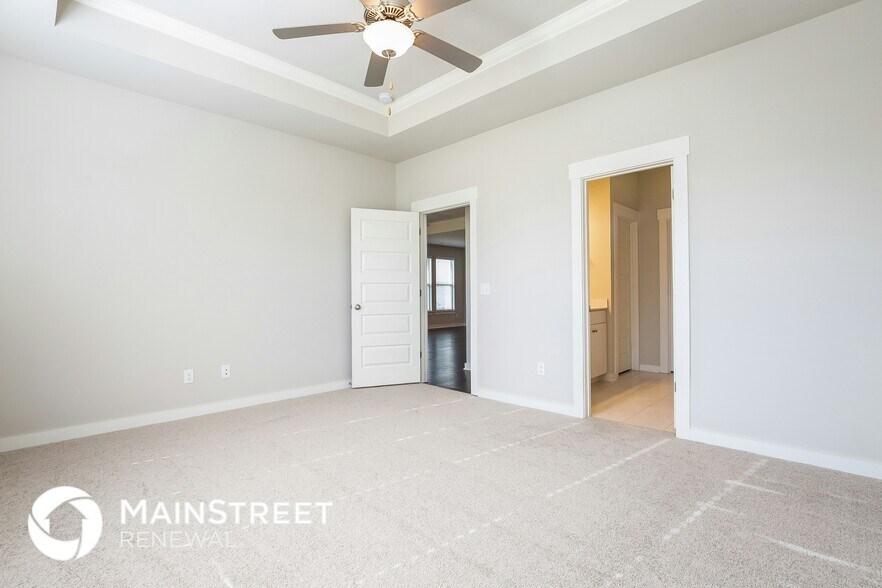 Building Photo - 822 Sapphire Dr