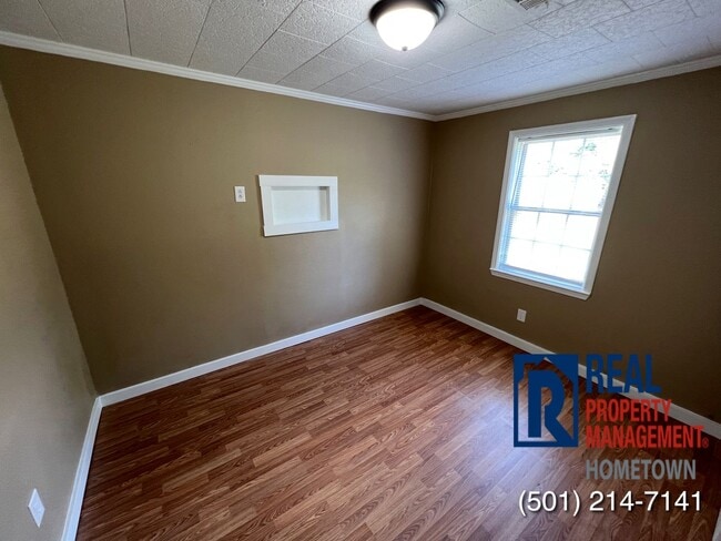 Building Photo - 1417 S Bailey St