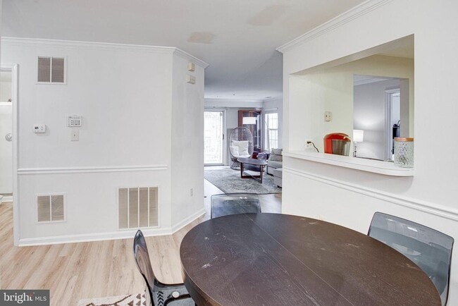 Building Photo - 13615 Garfield Pl