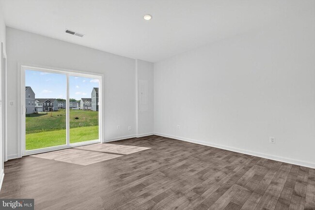 Building Photo - 2604 Cougar Ln