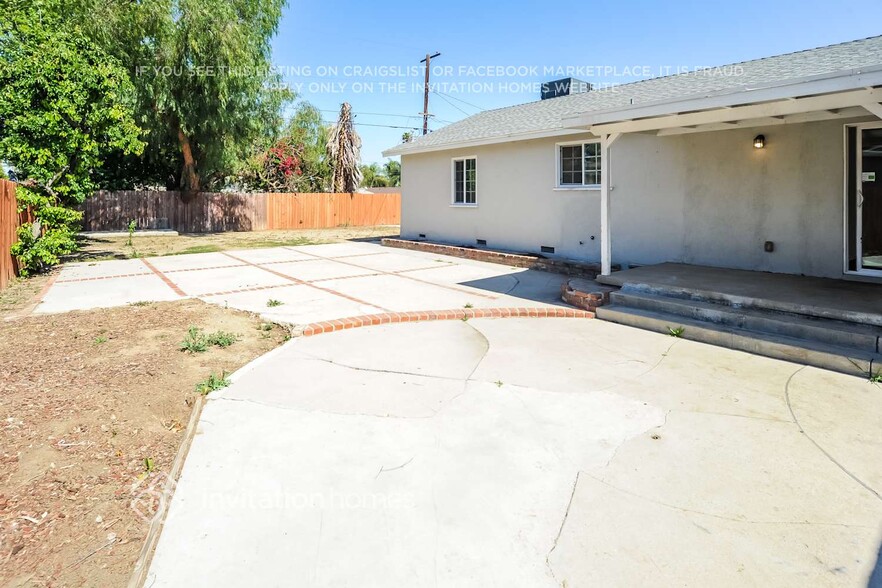 Building Photo - 6944 Lurline Ave