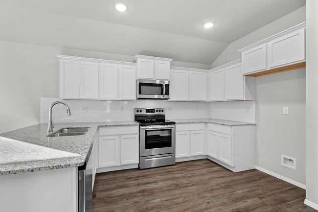 Building Photo - Brand new 3 bedroom, 2 bathroom home in Fayetteville, Arkansas