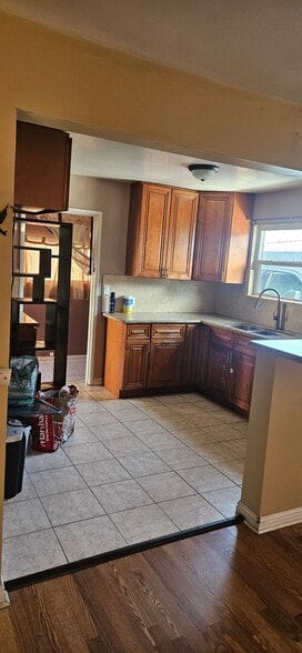 Building Photo - 4579 W 161st St