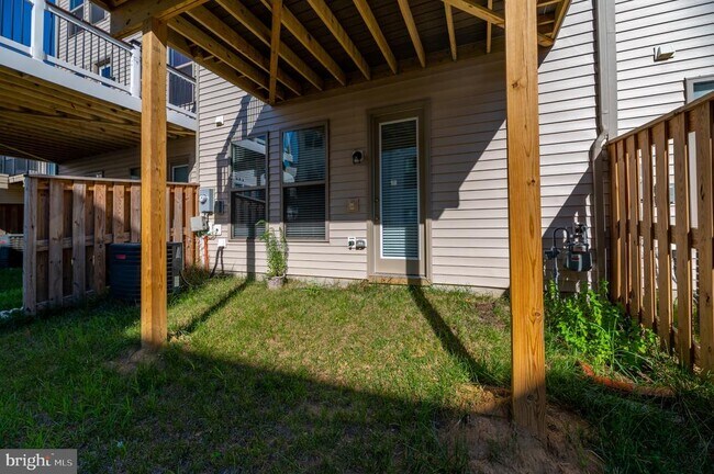 Building Photo - 42409 S Dogwood St