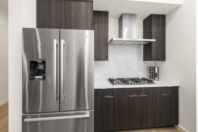 Building Photo - 11612 SE 196th St