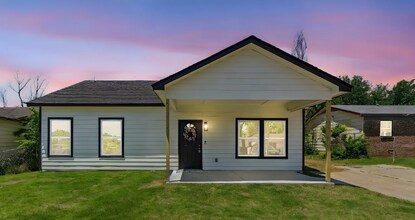 Building Photo - 3 Bed | 2 Bath in North Tulsa!