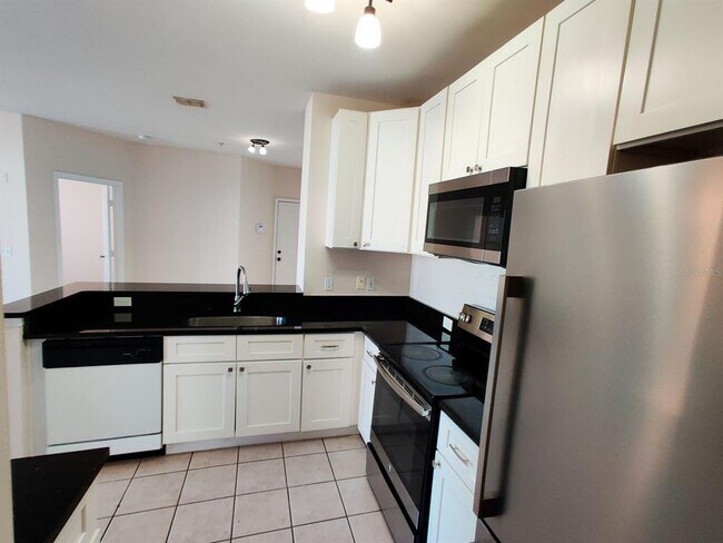 Building Photo - 2651 Maitland Crossing Way