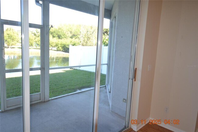 Building Photo - 204 Hemingway Dr