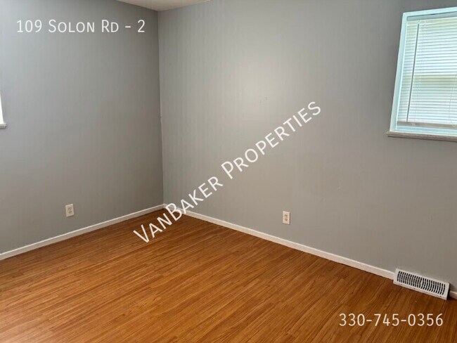 Building Photo - 109 Solon Rd