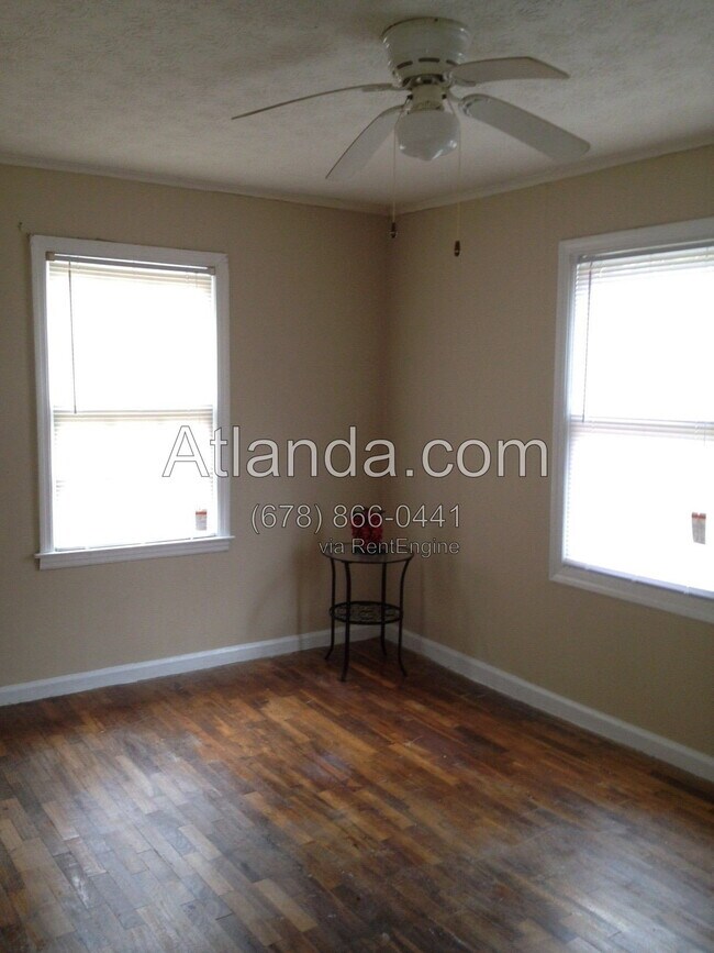 Building Photo - 5765 Hillside Dr NW