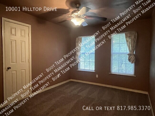 Building Photo - 10001 Hill Top Dr