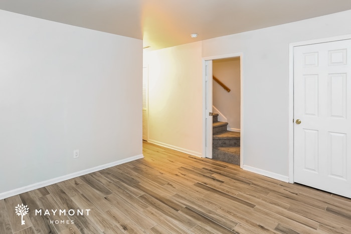 Building Photo - 701 N Poplar St