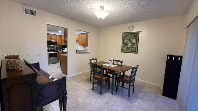 Building Photo - 11507 SW 64th St