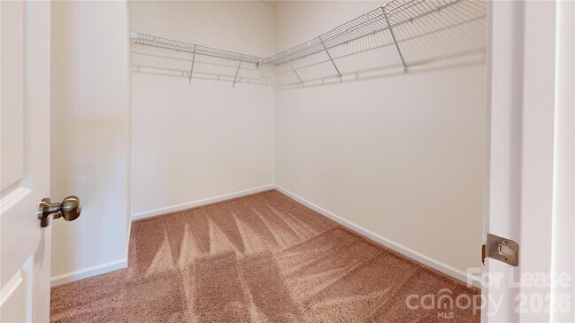 Building Photo - 761 Earhart St NW