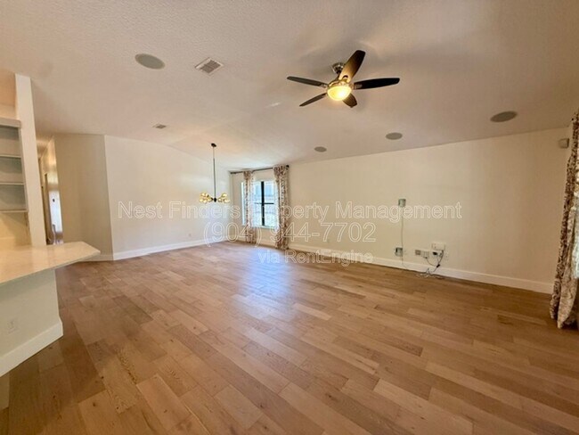 Building Photo - 13658 Kayak Ct