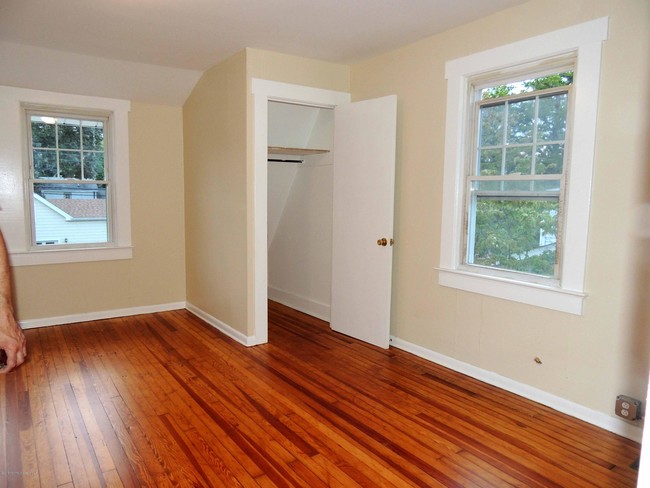 Building Photo - 607 Navesink Ave