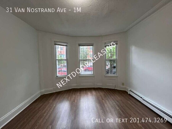 Building Photo - 31 Van Nostrand Ave