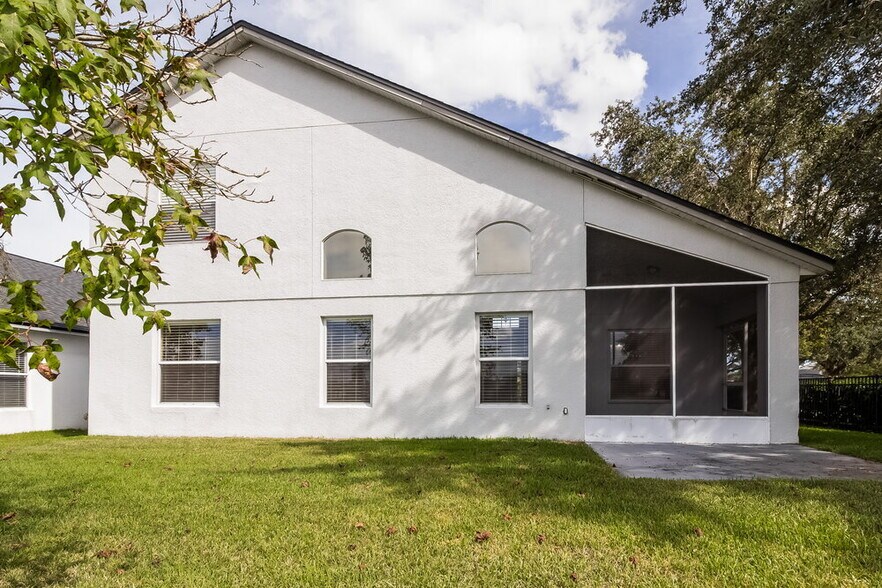Building Photo - 500 Tuten Trail