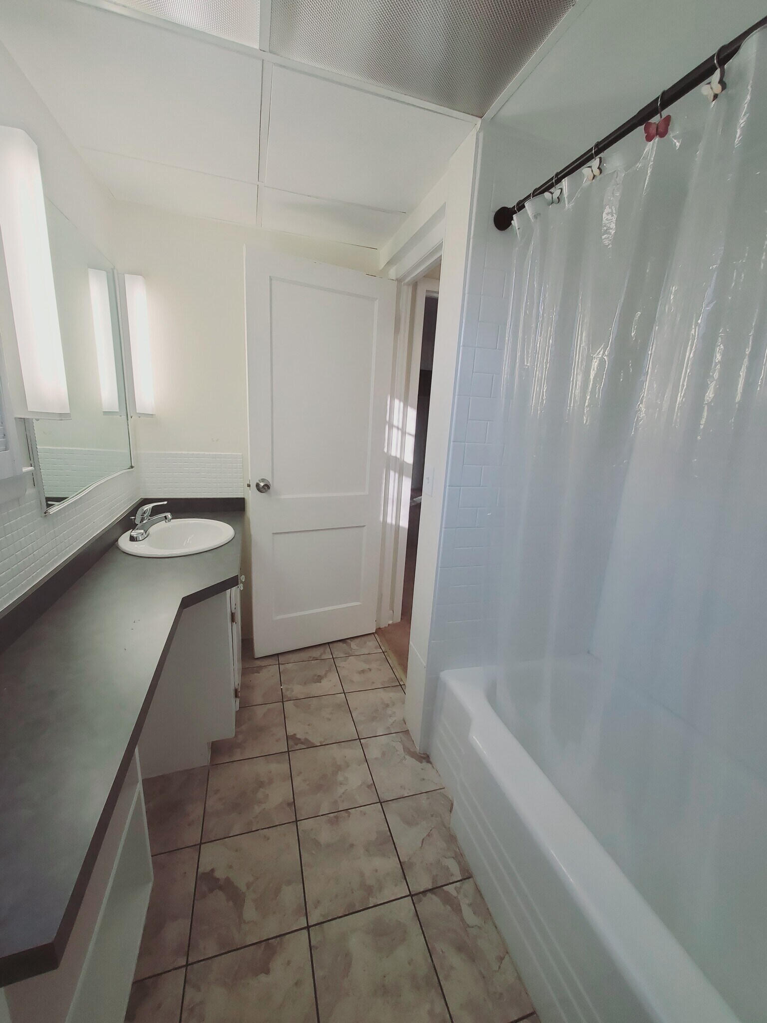 Building Photo - 36 Givens Ave