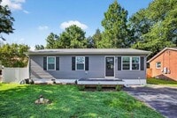 Building Photo - 43215 Riverside Dr