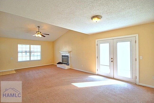 Building Photo - 664 Windward Dr