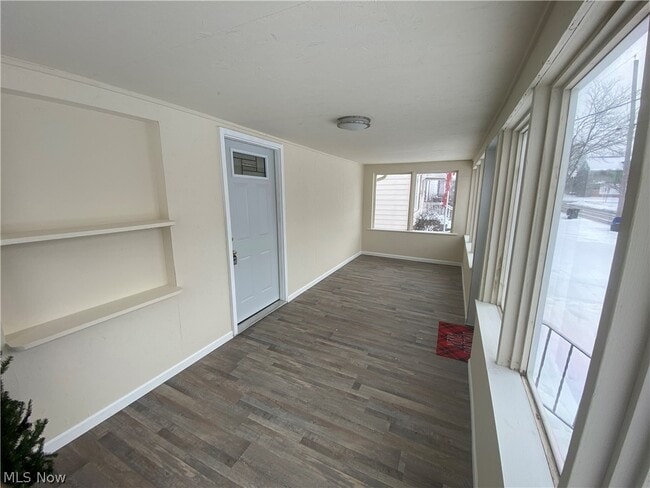 Building Photo - 8221 Grand Division Ave