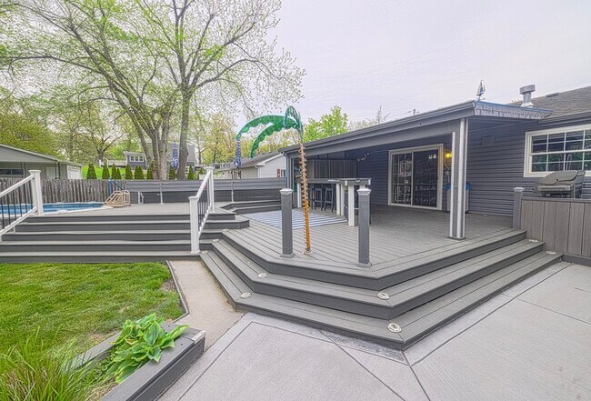 Building Photo - 7512 W 136th Pl