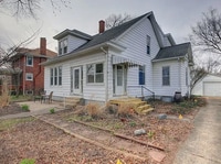 Building Photo - 606 W Iowa St