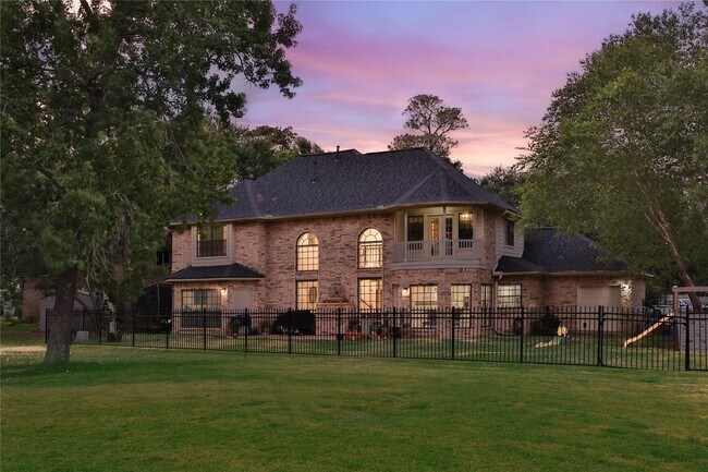 Building Photo - 8006 Devlin Dr