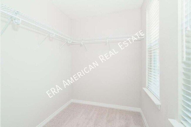 Building Photo - 317 Dahlquist-
