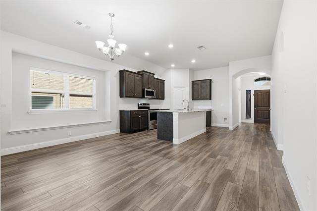 Building Photo - 513 Oleander Dr