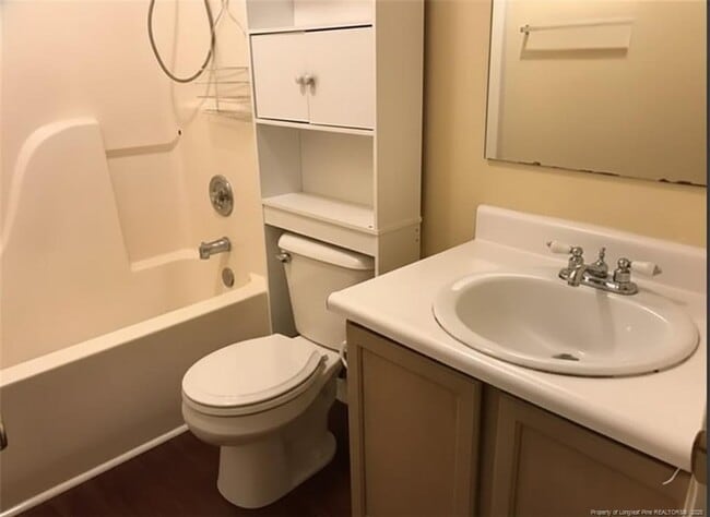 Building Photo - 3514 Clovis Ct