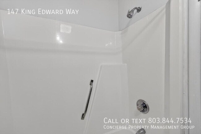 Building Photo - 147 King Edward Way