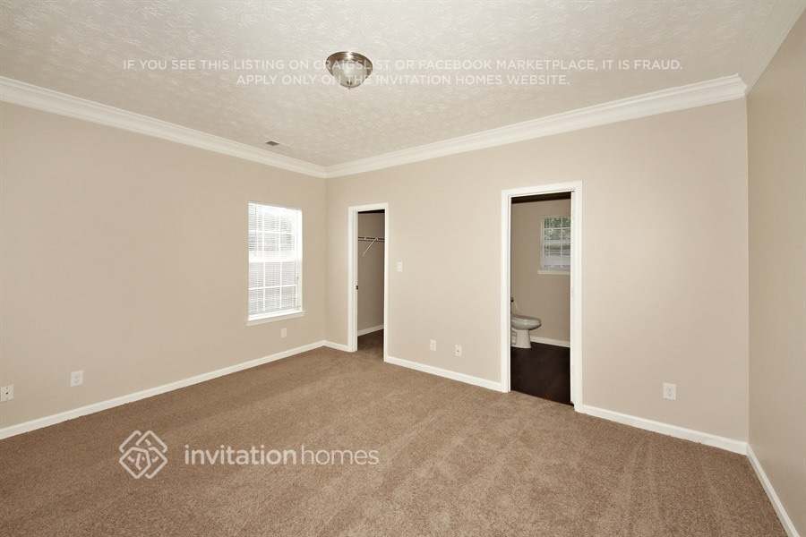 Building Photo - 185 Mountainview Dr