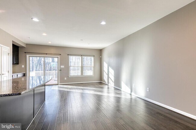 Building Photo - 7635 Telamon Wy