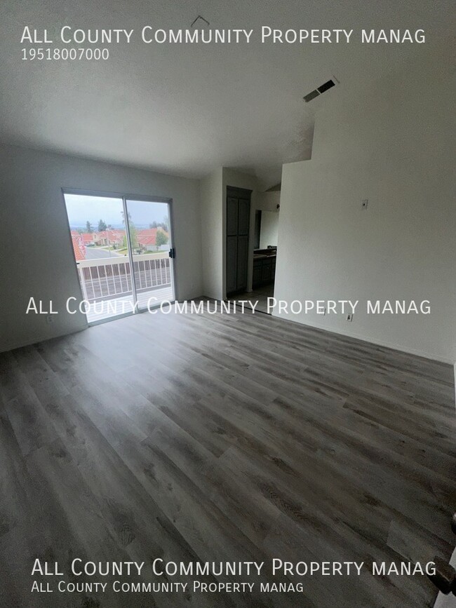 Building Photo - 24459 Brown Dove Cir